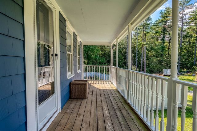 140 Elm St, Halifax, MA 02338