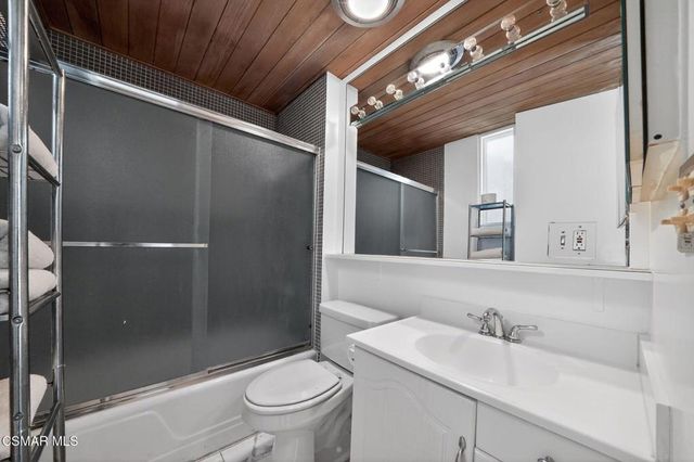 10441 Oletha Lane, Los Angeles, CA 90077