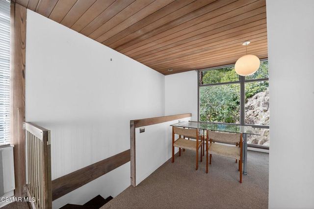 10441 Oletha Lane, Los Angeles, CA 90077