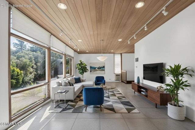 10441 Oletha Lane, Los Angeles, CA 90077