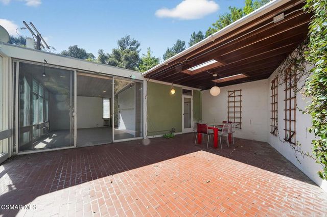 10441 Oletha Lane, Los Angeles, CA 90077