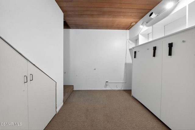 10441 Oletha Lane, Los Angeles, CA 90077