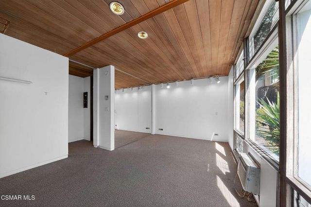 10441 Oletha Lane, Los Angeles, CA 90077