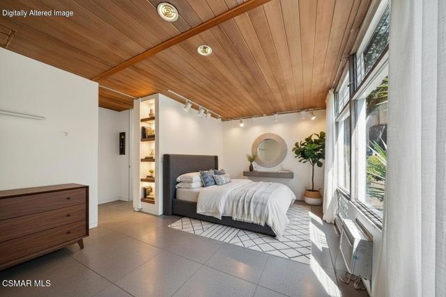 10441 Oletha Lane, Los Angeles, CA 90077