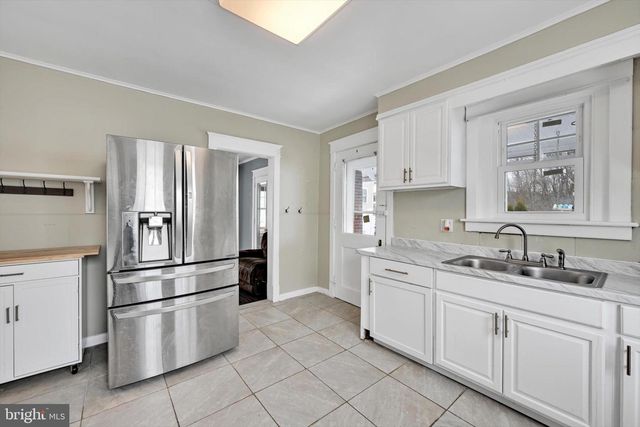 302 FLEET ST, Pottsville, PA 17901