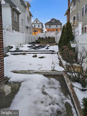 302 FLEET ST, Pottsville, PA 17901