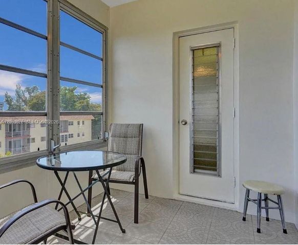 4047 NW 16 403, Lauderhill, FL 33313