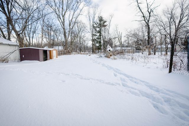 5017 Christiansen Road, Lansing City, MI 48910