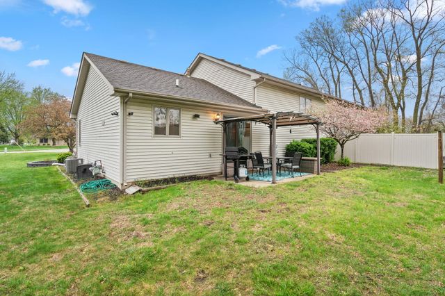 221 Scherland Drive, Schererville, IN 46375
