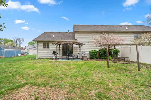 221 Scherland Drive, Schererville, IN 46375