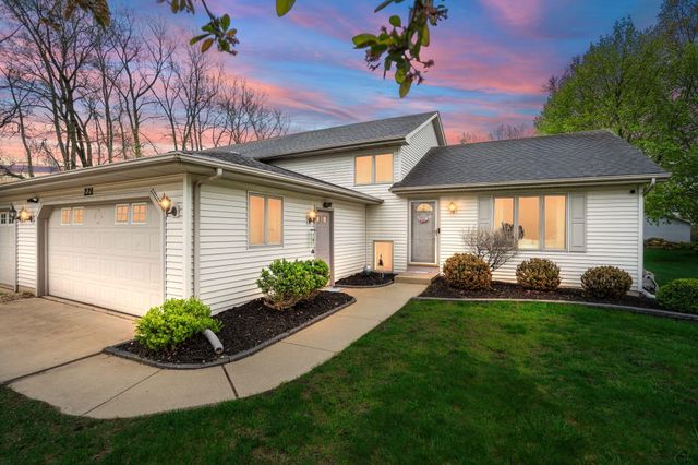 221 Scherland Drive, Schererville, IN 46375