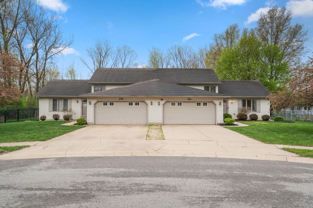 221 Scherland Drive, Schererville, IN 46375