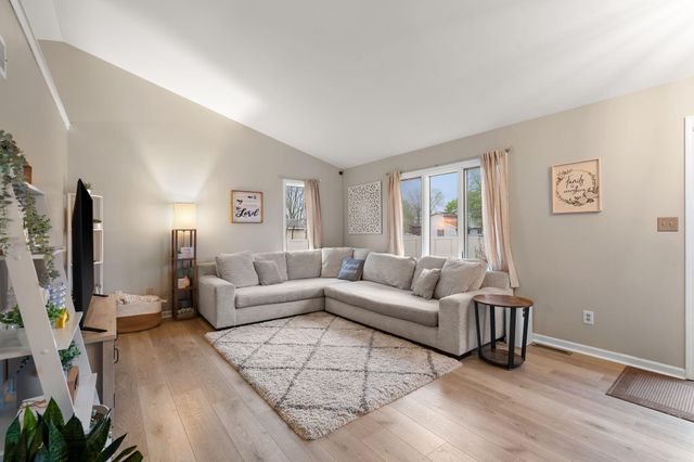 221 Scherland Drive, Schererville, IN 46375