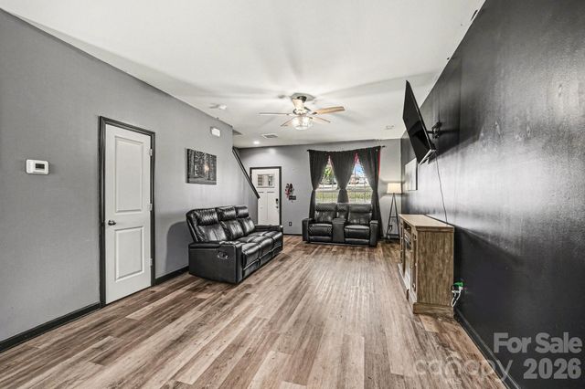 313 Bell Street, Mount Holly, NC 28120