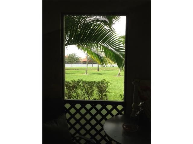 6654 Villa Sonrisa Drive 412, Boca Raton, FL 33433