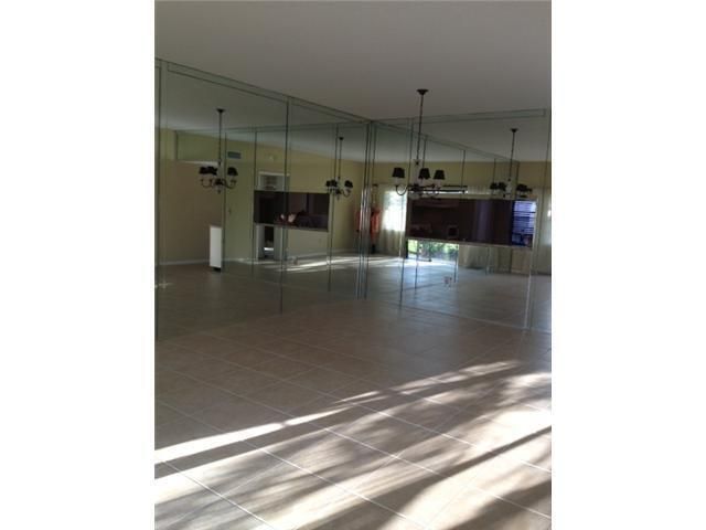 6654 Villa Sonrisa Drive 412, Boca Raton, FL 33433