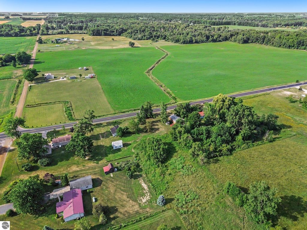 Image 3 of property listing at V/L E Lincoln Road, St Louis, MI 48880