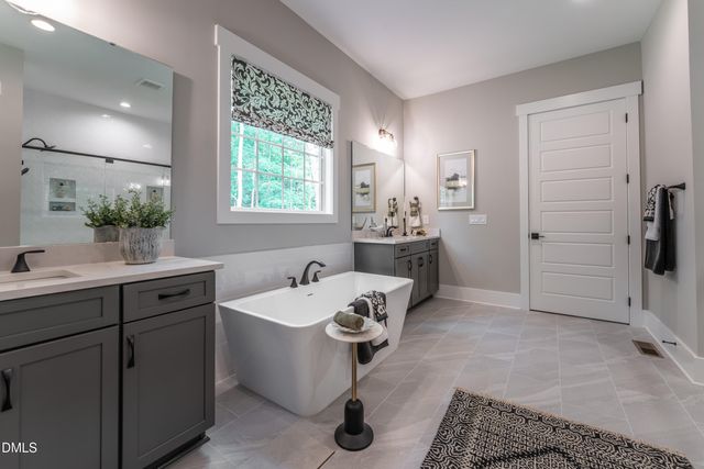 247 Ivy Ridge Road, Chapel Hill, NC 27516