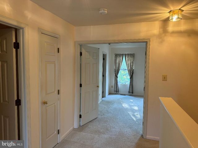 12097 EDGEMERE CIR, Reston, VA 20190