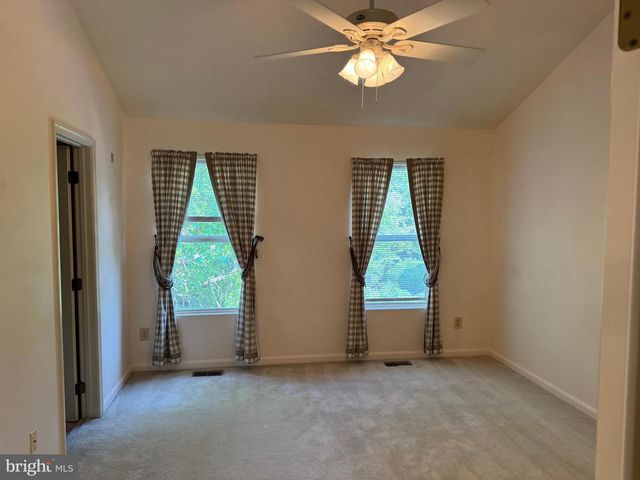 12097 EDGEMERE CIR, Reston, VA 20190