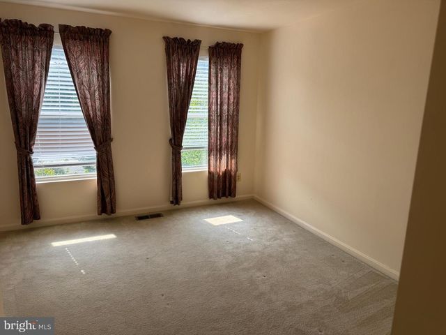 12097 EDGEMERE CIR, Reston, VA 20190