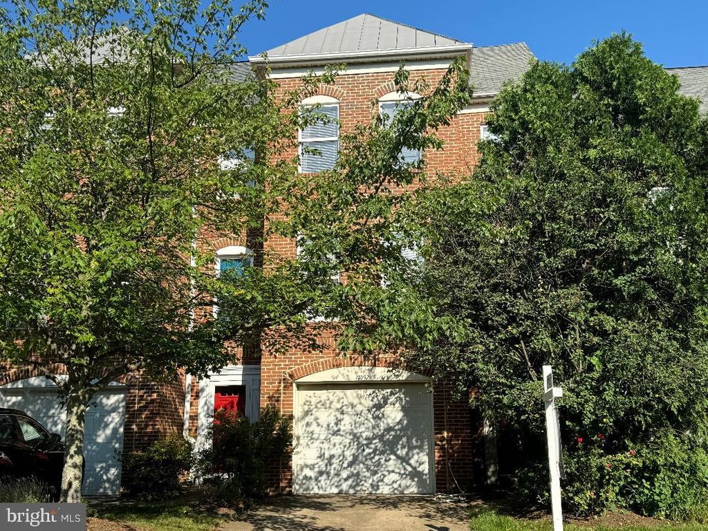 12097 EDGEMERE CIR, Reston, VA 20190