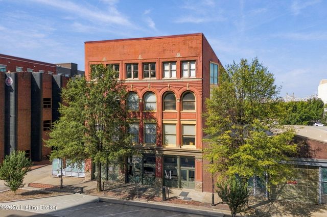 309 E Market St 302, Louisville, KY 40202