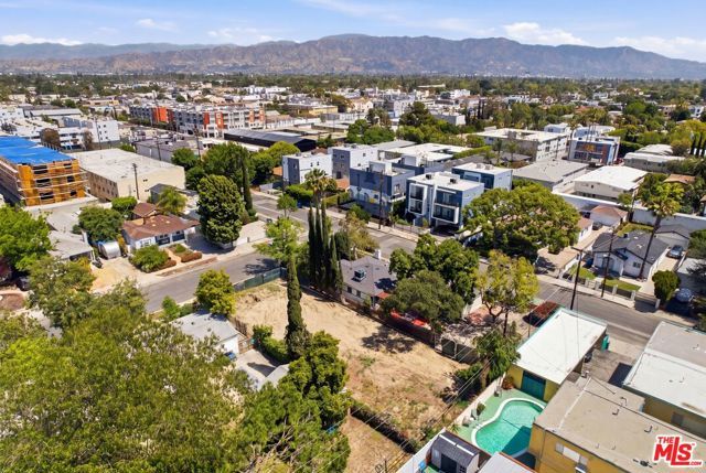 10808 Hartsook Street, North Hollywood (los Angeles), CA 91601