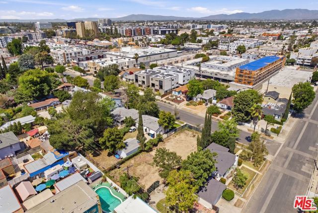 10808 Hartsook Street, North Hollywood (los Angeles), CA 91601