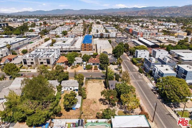 10808 Hartsook Street, North Hollywood (los Angeles), CA 91601