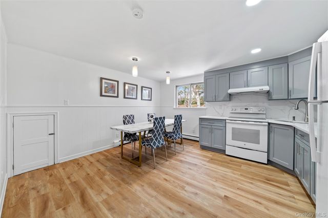 653 Meadow Road, Smithtown, NY 11787