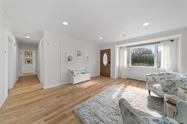 653 Meadow Road, Smithtown, NY 11787