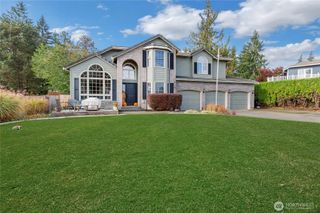 3308 204th Avenue Ct E, Lake Tapps, WA 98391