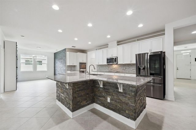 12397 STONE BARK TRAIL, Orlando, FL 32824