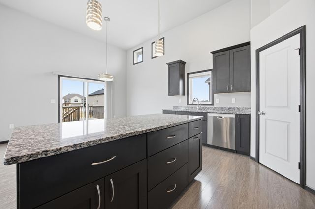 1119 29th Avenue W, West Fargo, ND 58078