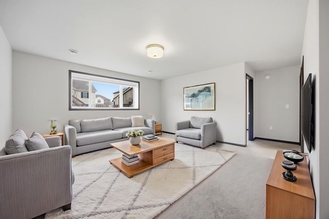 1119 29th Avenue W, West Fargo, ND 58078