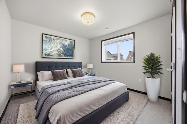 1119 29th Avenue W, West Fargo, ND 58078