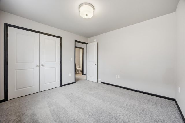 1119 29th Avenue W, West Fargo, ND 58078