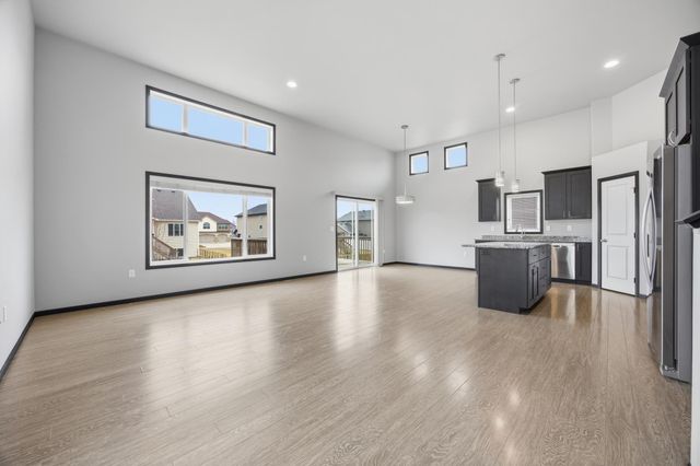 1119 29th Avenue W, West Fargo, ND 58078