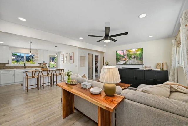 1789 Knapp Drive, Vista, CA 92084
