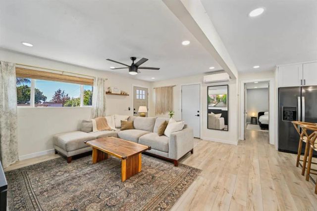 1789 Knapp Drive, Vista, CA 92084