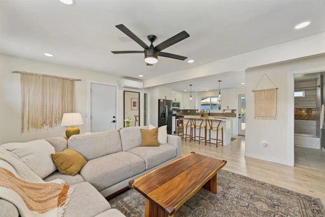 1789 Knapp Drive, Vista, CA 92084