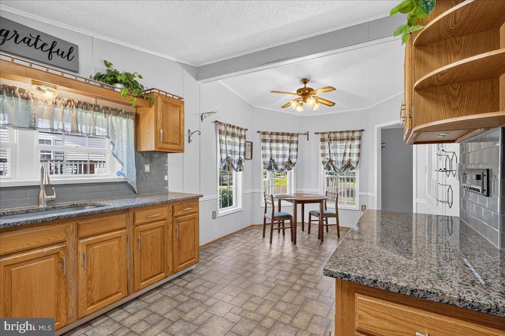 9 AZALEA CT, NEW HOPE, PA 18938 — photo 5