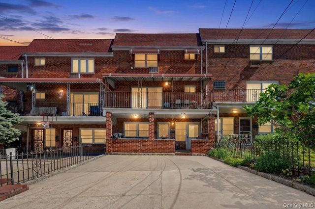 72-41 52 Avenue, Maspeth, NY 11378