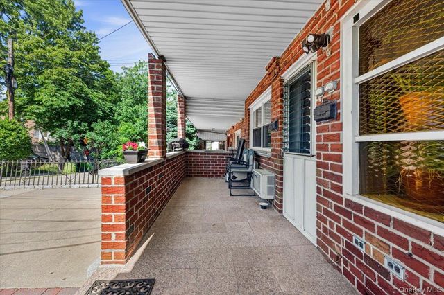 72-41 52 Avenue, Maspeth, NY 11378
