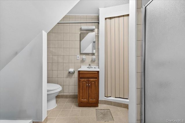 72-41 52 Avenue, Maspeth, NY 11378