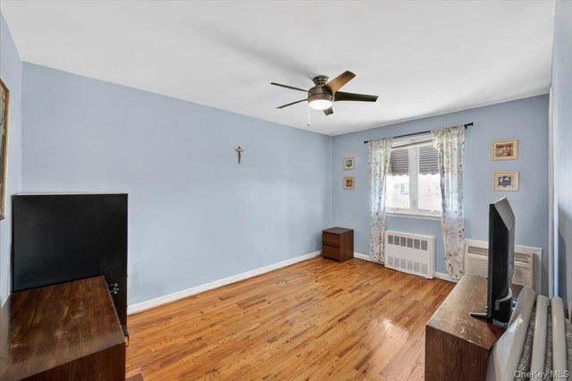 72-41 52 Avenue, Maspeth, NY 11378