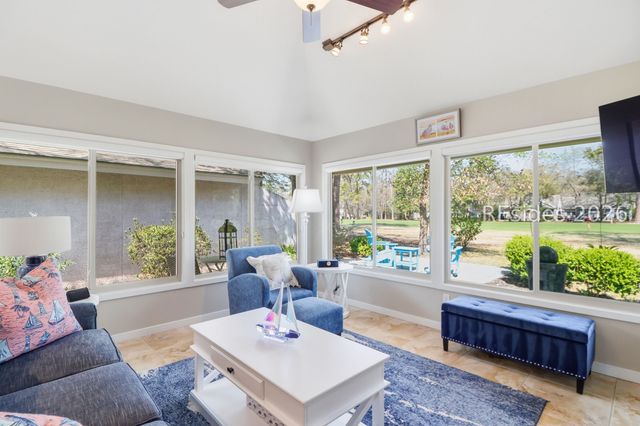 60 Stable Gate Rd, Hilton Head Island, SC 29926