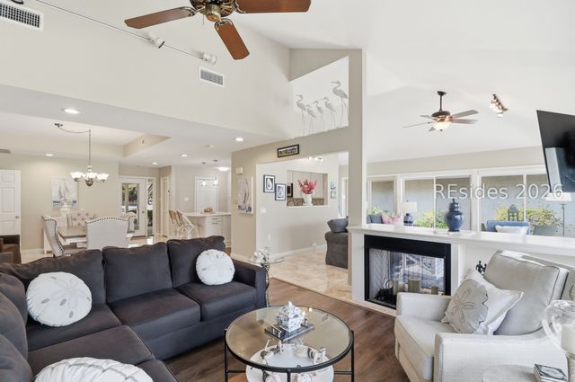 60 Stable Gate Rd, Hilton Head Island, SC 29926