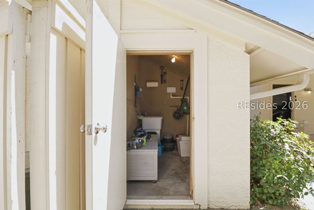 60 Stable Gate Rd, Hilton Head Island, SC 29926